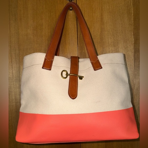 Fossil Austin Shopper Tote Bag in Coral Canvas with Leather Straps & Key Detail - Picture 3 of 17